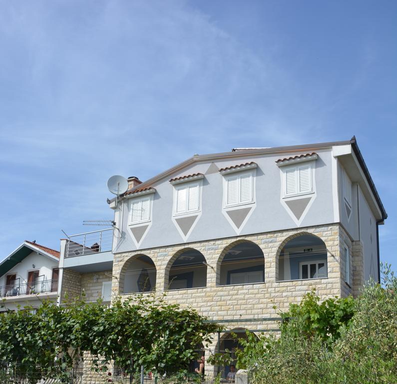 Apartments Petar & Anka Biograd Na Moru Extérieur photo