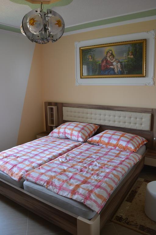 Apartments Petar & Anka Biograd Na Moru Chambre photo