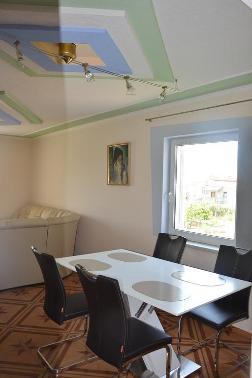 Apartments Petar & Anka Biograd Na Moru Chambre photo