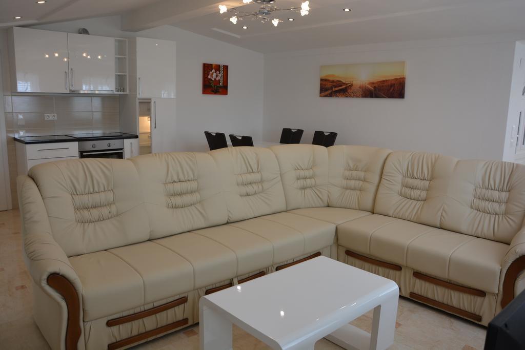 Apartments Petar & Anka Biograd Na Moru Extérieur photo