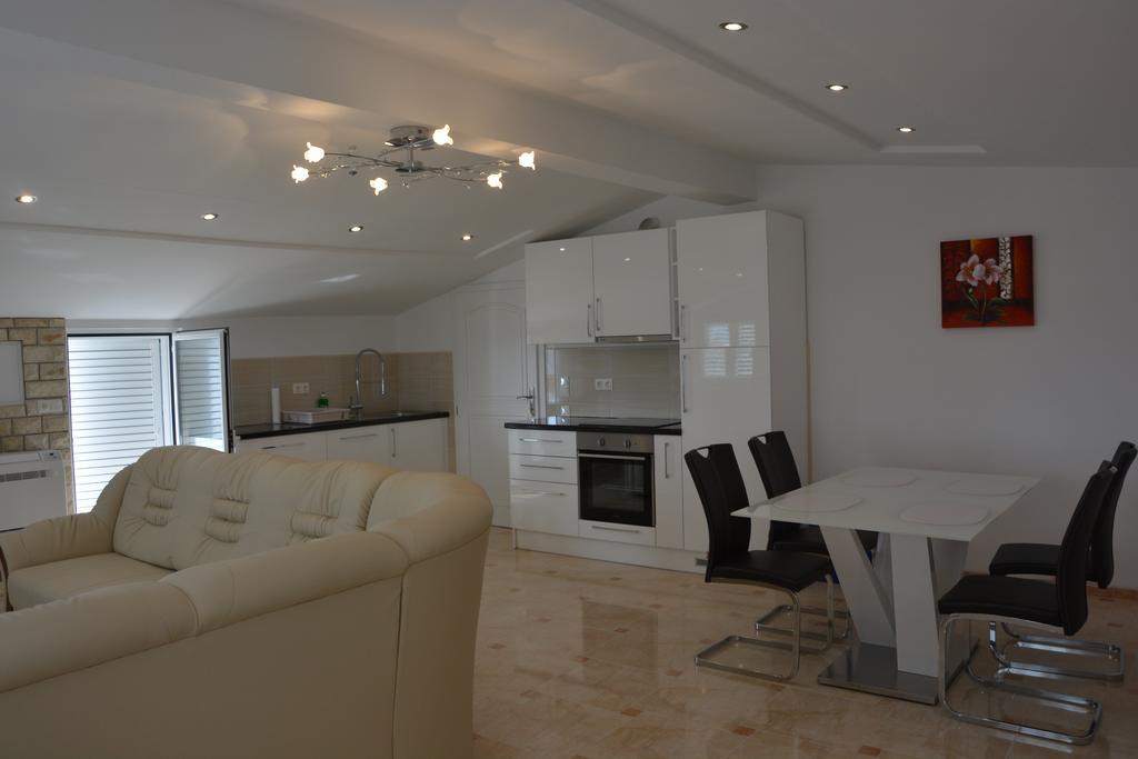 Apartments Petar & Anka Biograd Na Moru Extérieur photo