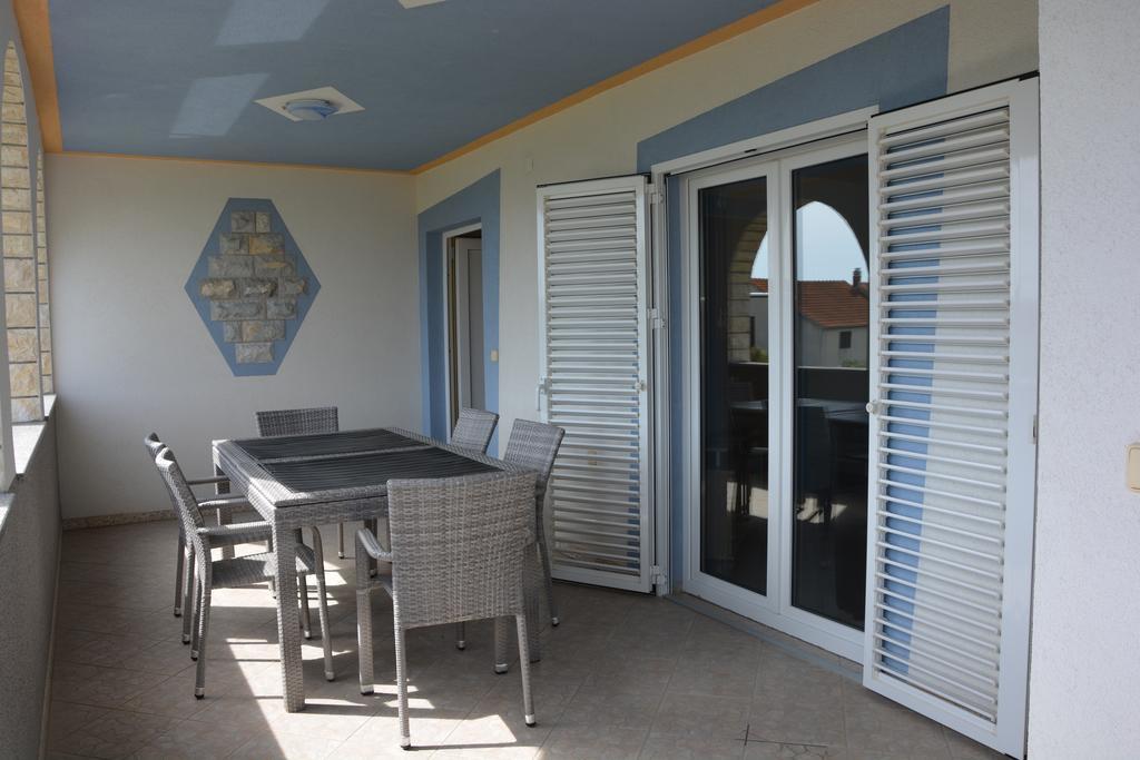 Apartments Petar & Anka Biograd Na Moru Extérieur photo
