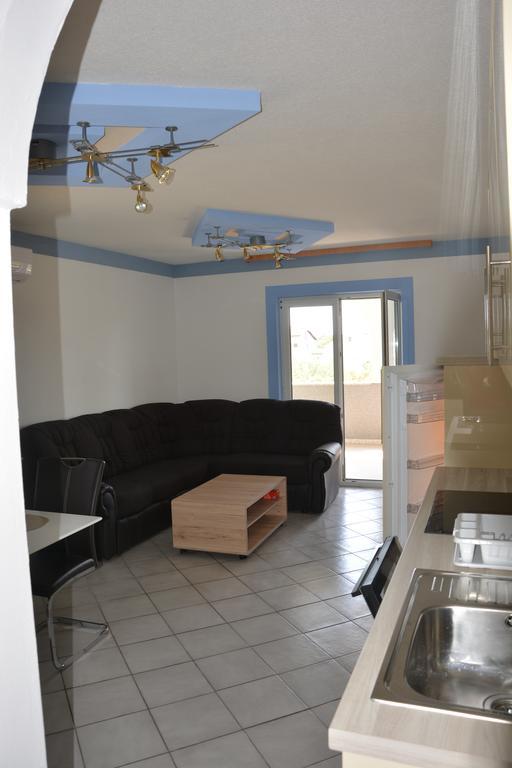 Apartments Petar & Anka Biograd Na Moru Extérieur photo