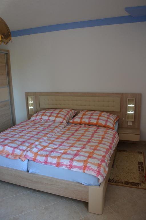 Apartments Petar & Anka Biograd Na Moru Extérieur photo